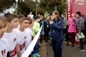 (ΦΩΤΟΡΕΠΟΡΤΑΖ) Εκκίνηση στην παρουσία του ΠτΔ- ΟΠΑΠ Μαραθώνιος Λεμεσού
