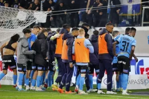 Απόλλωνας – Ομόνοια: Με τριάρα... "γαλάζιο" το ντέρμπι και βλέπει Ευρώπη! (Φώτος)