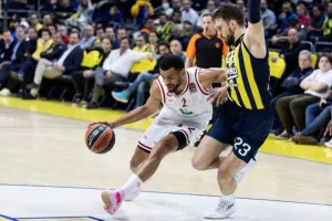 Άλωσε την Πόλη και… ελπίζει η επτάψυχη Αρμάνι!