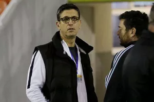 (Αντίδραση Τορναρίτη για ορισμούς) "Πόση προκλητικότητα..."