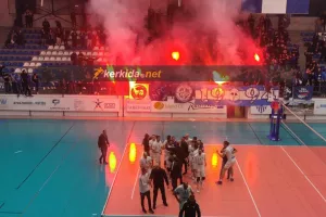 Με την αύρα του κόσμου η Ανόρθωση έκανε ανατροπή και είναι… στον τελικό! (φώτος)