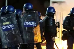 Καταγγελίες διαιτητών στην αστυνομία μετά το ΑΕΚ-Απόλλων