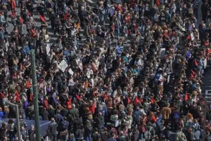 Ανθρώπινο... ποτάμι οργής για την τραγωδία των Τεμπών!