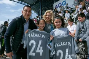Μοίρασε δώρα και χαμόγελα η Πάφος FC! (φώτος)