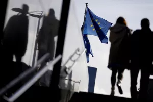 Κοντά στη λήξη συναγερμού για τον κορωνοϊό ο ΠΟΥ: «Εξελίσσεται σε εποχική γρίπη»