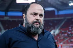  Στα γραφεία της Ομοσπονδίας αιφνιδιαστικά ο Μαρινάκης