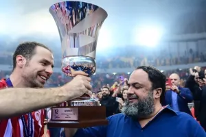 Μαρινάκης: «Σήμερα έχουμε Ελλάδα, Πειραιά, Ολυμπιακό, Ευρώπη»