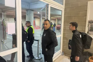 Φώτος kerkida- Πράσινη... αποχώρηση με χαμόγελα