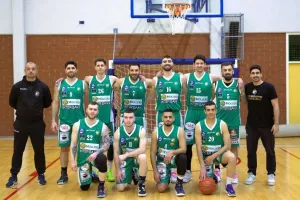 Φώτος/Για την ΚΕΡΥΝΕΙΑ και τη ΜΟΡΦΟΥ!