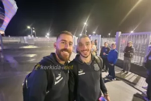 Καυτός... Πίττας, ηγετικός Χάμπος, προσωπικότητες στο Κολόσσι