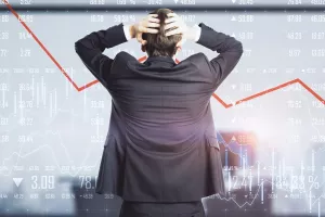 «Μαύρη Τετάρτη» στα χρηματιστήρια, έπεσε 4,55% και η Αθήνα