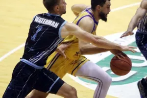 Νίκησε τον Απόλλωνα στην παράταση το ΑΠΟΕΛ