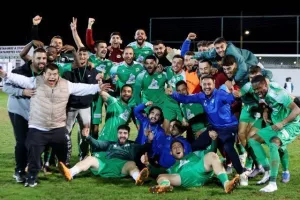 Οθέλλος - ΑΕΖ: Τέσσερα γκολ σε εφτά λεπτά και κορυφή ο Οθέλλος (φώτος)
