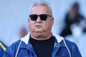 (Φωτορεπορτάζ) Ο κόσμος στο ΑΕΛ - Ολυμπιακός