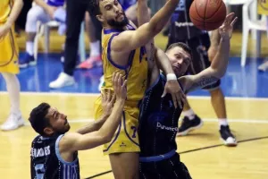 Νίκησε τον Απόλλωνα στην παράταση το ΑΠΟΕΛ