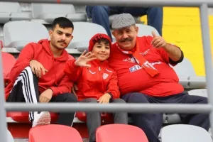 (Φωτορεπορτάζ) Ο κόσμος στο “Αμμόχωστος” 