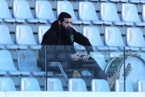 (Φωτορεπορτάζ) Ο κόσμος στο ΑΕΛ - Ολυμπιακός