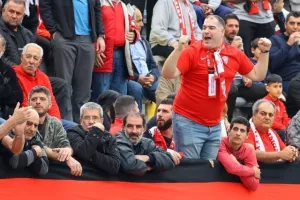 (Φωτορεπορτάζ) Ο κόσμος στο “Αμμόχωστος” 