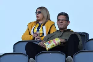 (Φωτορεπορτάζ) Ο κόσμος στο ΑΕΛ - Ολυμπιακός