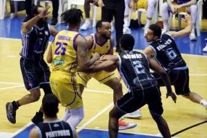 Νίκησε τον Απόλλωνα στην παράταση το ΑΠΟΕΛ