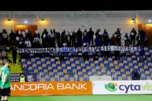 Με λευκά μπαλόνια αποχαιρέτησαν τα παιδιά που χάθηκαν στα Τέμπη!