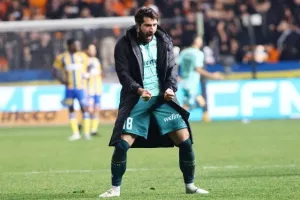 (Φώτος) Ξέσπασε και έκανε το ίδιο με τον κόσμο 