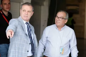 Πρωτάθλημα και κύπελλο