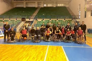 “Η ζωή είναι ένα παιχνίδι!” (φώτος)