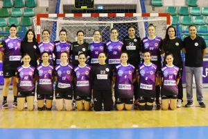 Ώρα τίτλου... για Sabbianco Ανόρθωση και Παρνασσό