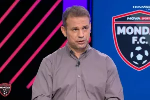 Ντέμης: «Δεν πήγα στο γήπεδο γιατί φοβόμουν το ματς - Ο καλός Τσούμπερ ταιριάζει στην ομάδα»