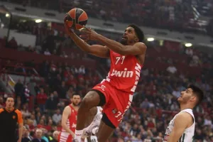 ΜακΚίσικ: "Ευχαριστώ τους προέδρους και τον κόουτς"