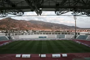 Πρόταση... Μπέου: "Δέκα χιλιάδες παιδιά κι από 1.000 ακριβά εισιτήρια σε κάθε ομάδα"