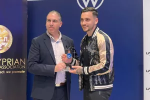 Το kerkida στις βραβεύσεις του ΠΑΣΠ "Unicars MVP of the week" (βίντεο/φώτος)