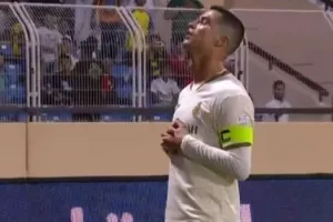 CR7...  ξανά και ξανά