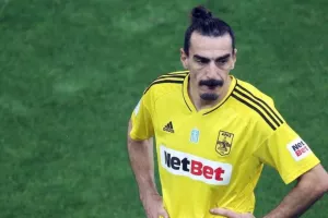 Γιούχαραν τον Λάζαρο!