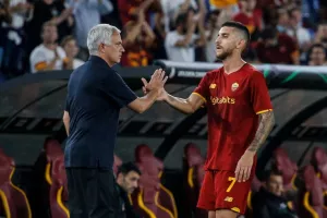 Μουρίνιο: "Γι’ αυτό δεν εκτέλεσε το πέναλτι ο Πελεγκρίνι"