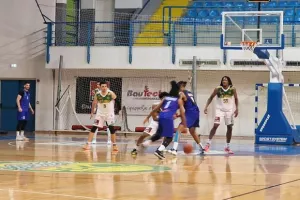Έκανε το 3-0 και προκρίθηκε στον τελικό η Πετρολίνα ΑΕΚ