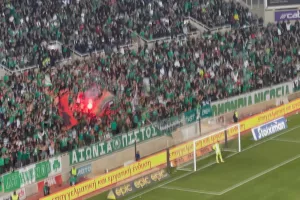 Χαμός από τους Ομονοιάτες μετά το 2-1 (βίντεο kerkida)