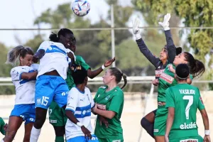 Ομόνοια Vs Aπόλλων Ladies με... φόντο το τρόπαιο