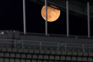 Ντέμης για τελικό Κυπέλλου: "Να τον κάνουμε στο… φεγγάρι/Πάμε να φορτώσουμε το πρόβλημα στην Κύπρο"