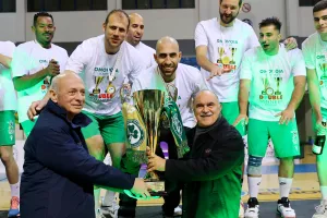 Από τον Πρόεδρο του ΚΟΑ η απονομή του τίτλου στην πετόσφαιρα