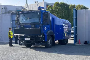 (ΦΩΤΟΣ) Δρακόντεια μέτρα ασφαλείας στο Μακάρειο