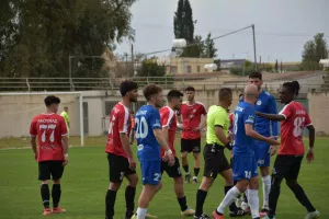 Πέρασε... με Βάντερ και κρατά επαφή γι' άνοδο! (Φώτος)