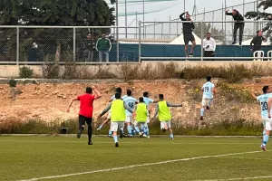 ΑΠΟΕΛ - Πάφος: «Απόδραση» από το Πασκάλ, με γκολ-τίτλου του Λύσανδρου! (φώτος)