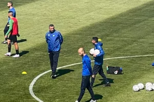 Πρώτη εμφάνιση Τούτιτς
