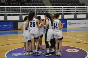 Back to back τα κορίτσια του Παν.Κύπρου