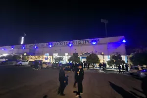 (ΒΙΝΤΕΟ Kerkida) Αποθέωση στο Σωματείο για τους νταμπλούχους!