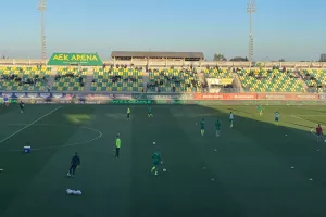 Η εντεκάδα της ΑΕΚ με Γκιούρτσο