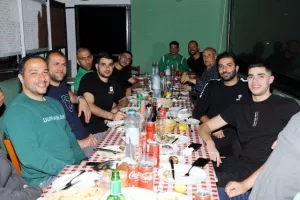 (ΦΩΤΟΣ) Ομονοιάτικη... εκδήλωση