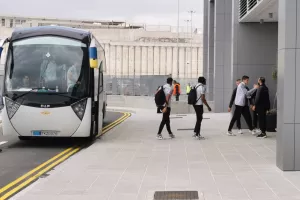 Η άφιξη της ΑΕΛ (φώτος)